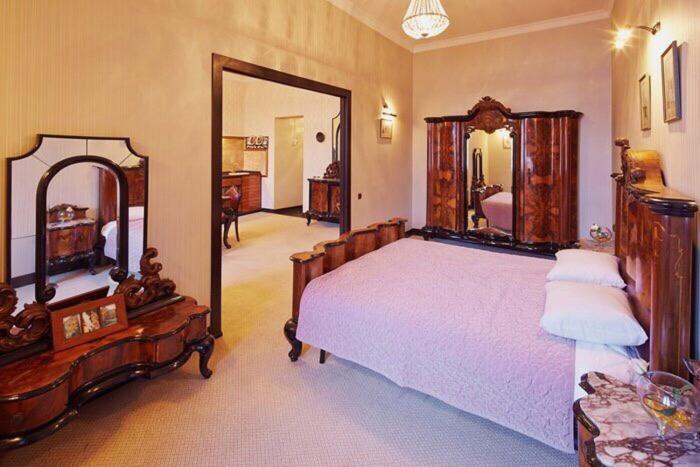 Exclusive Apartment On Shevchenko Avenue 10 Lviv Dış mekan fotoğraf